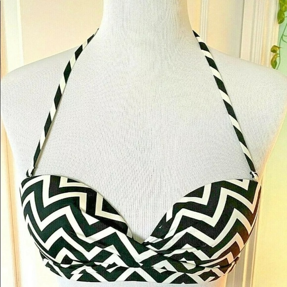 Bikini Swim Suit Set Sz Small Black White Chevron - Picture 2 of 6